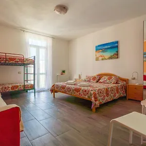  Alloggio in famiglia Casa Yvona Italia